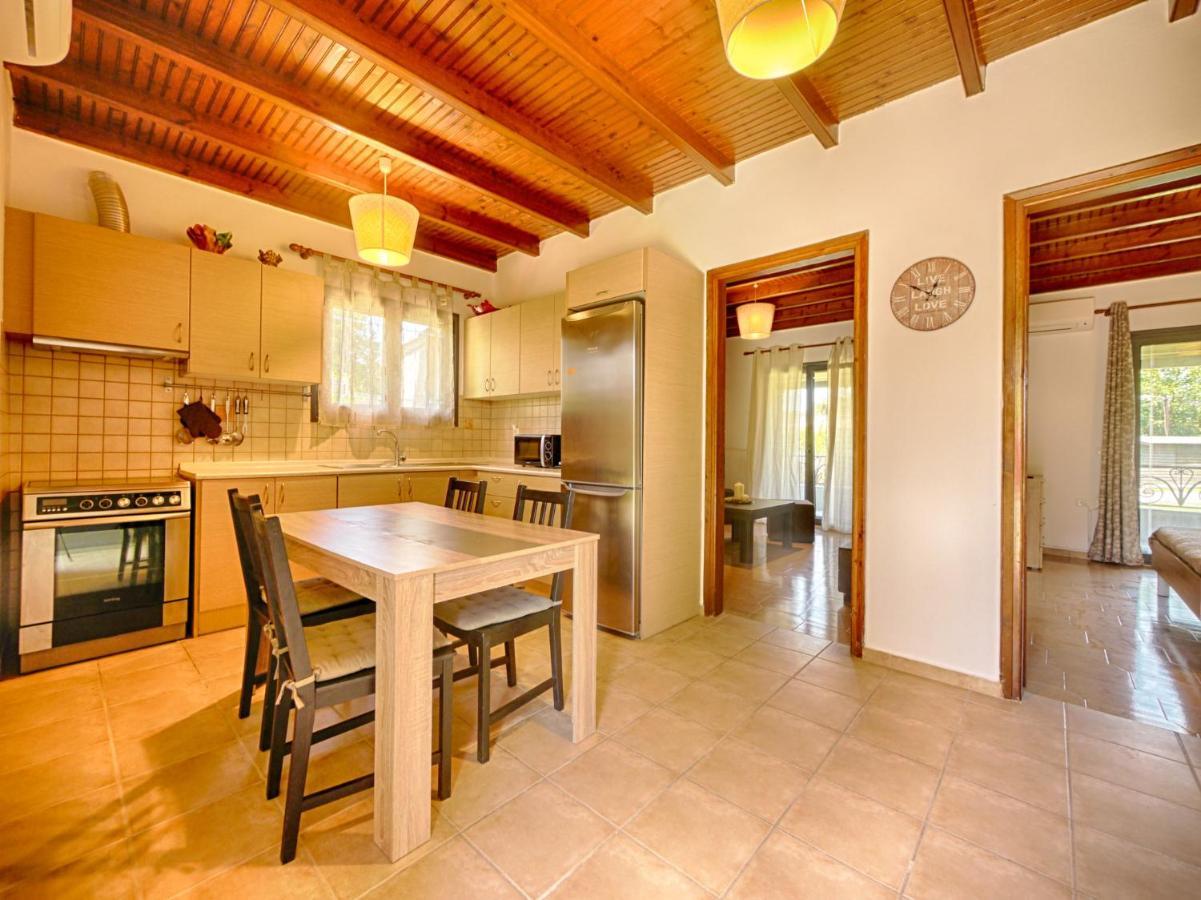 Cozy Family Friendly Apartment With Large Garden Close To Beaches - Dirella Kynopiástai Exterior foto
