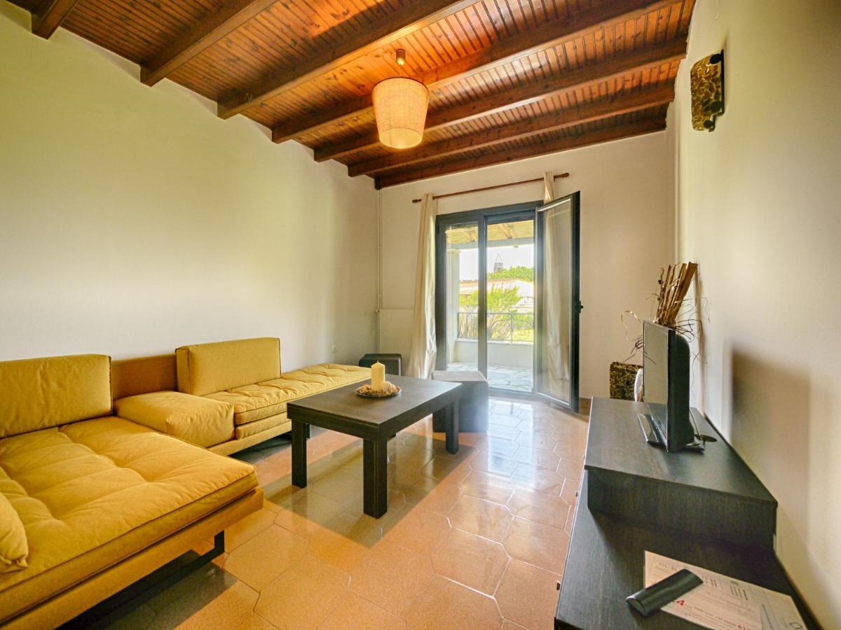 Cozy Family Friendly Apartment With Large Garden Close To Beaches - Dirella Kynopiástai Exterior foto