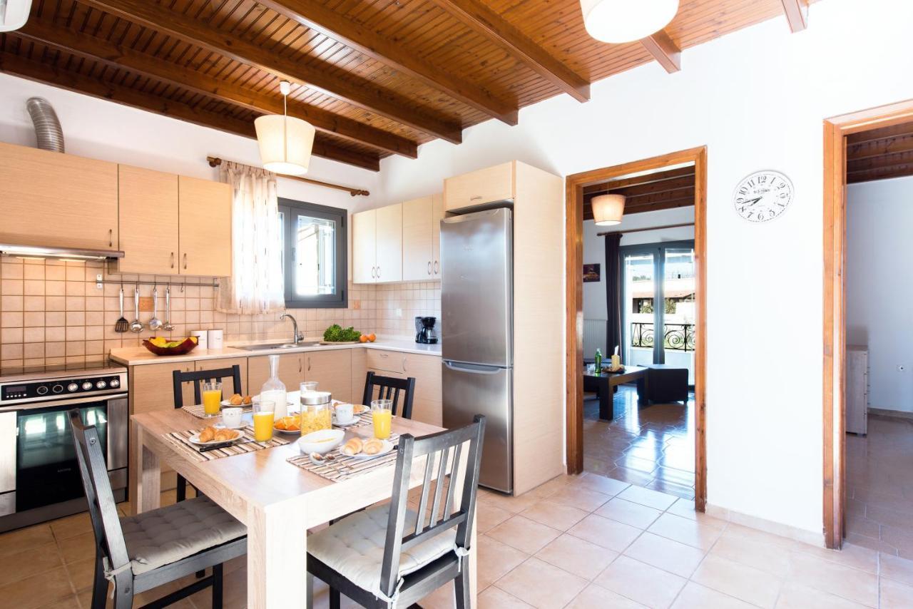 Cozy Family Friendly Apartment With Large Garden Close To Beaches - Dirella Kynopiástai Exterior foto